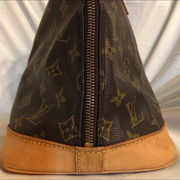* SOLD* Louis Vuitton Alma - Picture 4 of 7